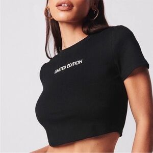 Tiger Mist Black Fitted Cropped Tshirt